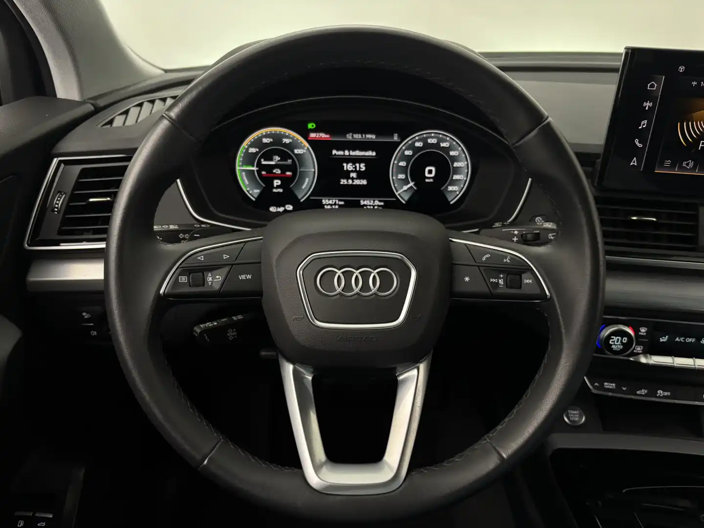 car-image