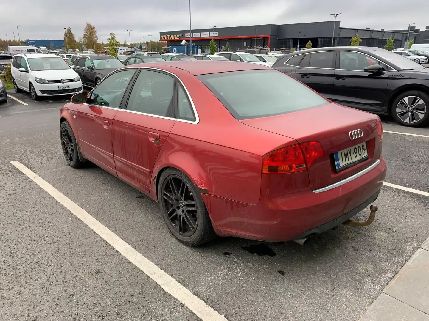 car-image