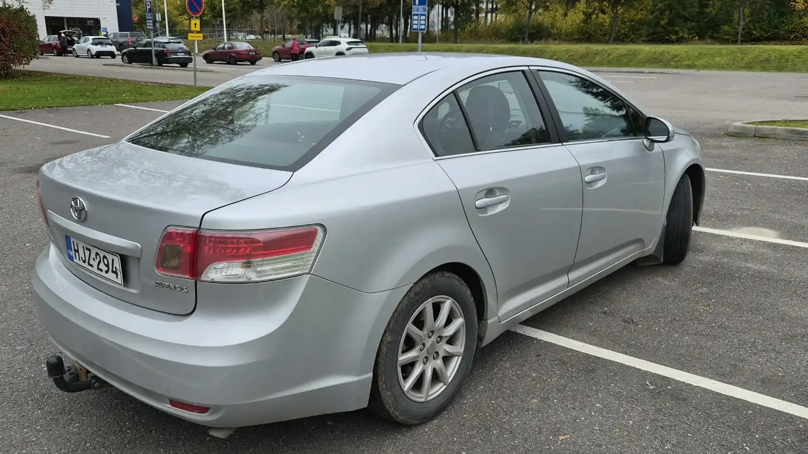 car-image