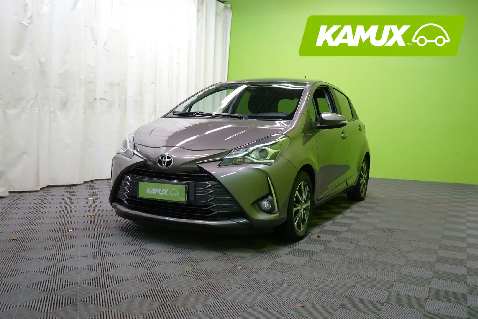 car-image