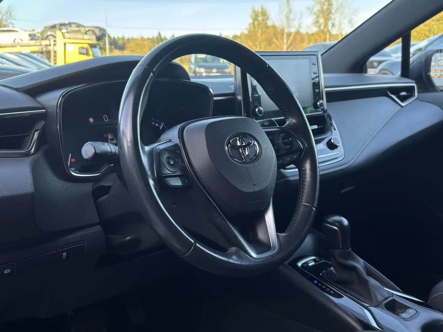car-image