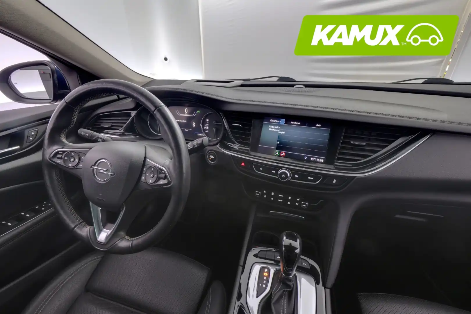 car-image