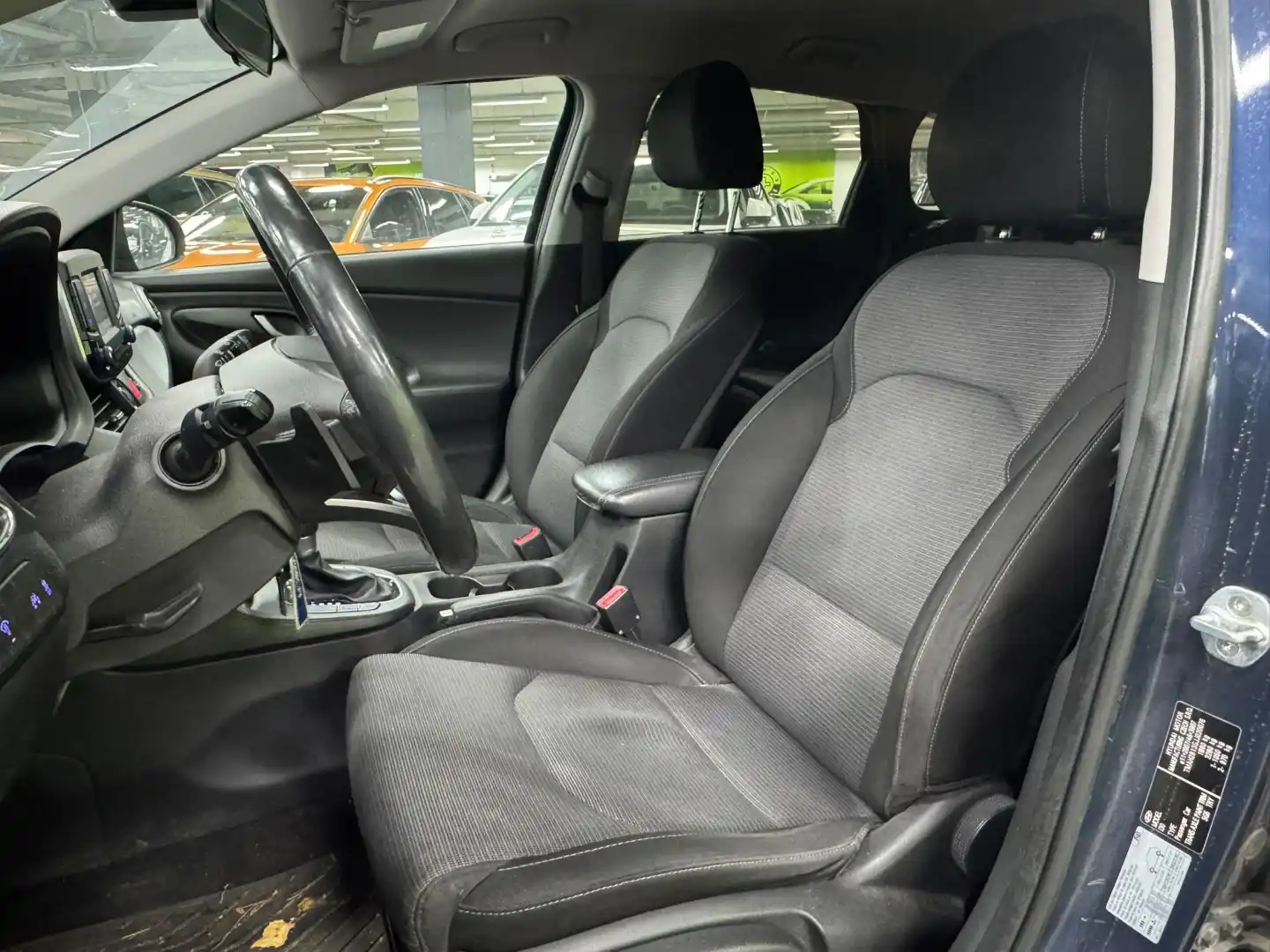 car-image