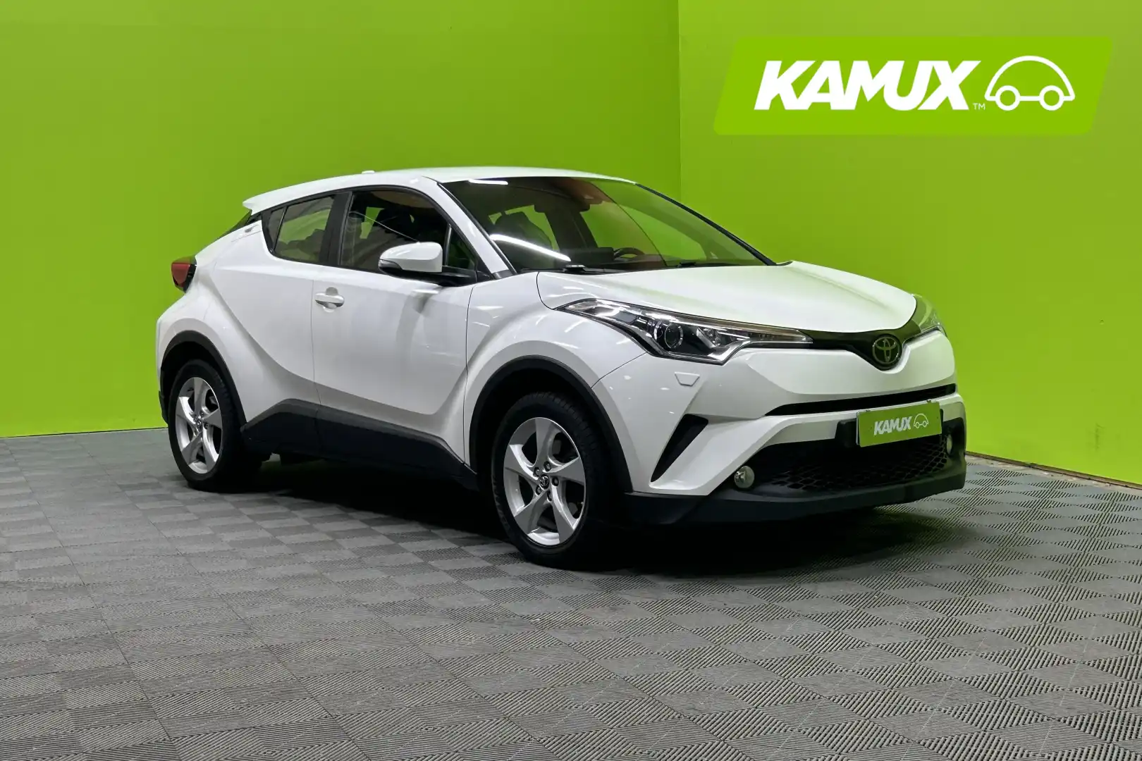 car-image