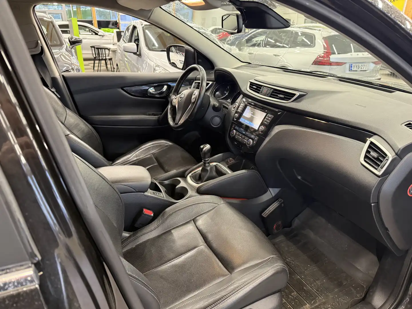 car-image
