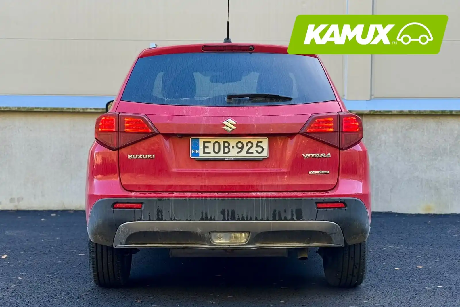 car-image