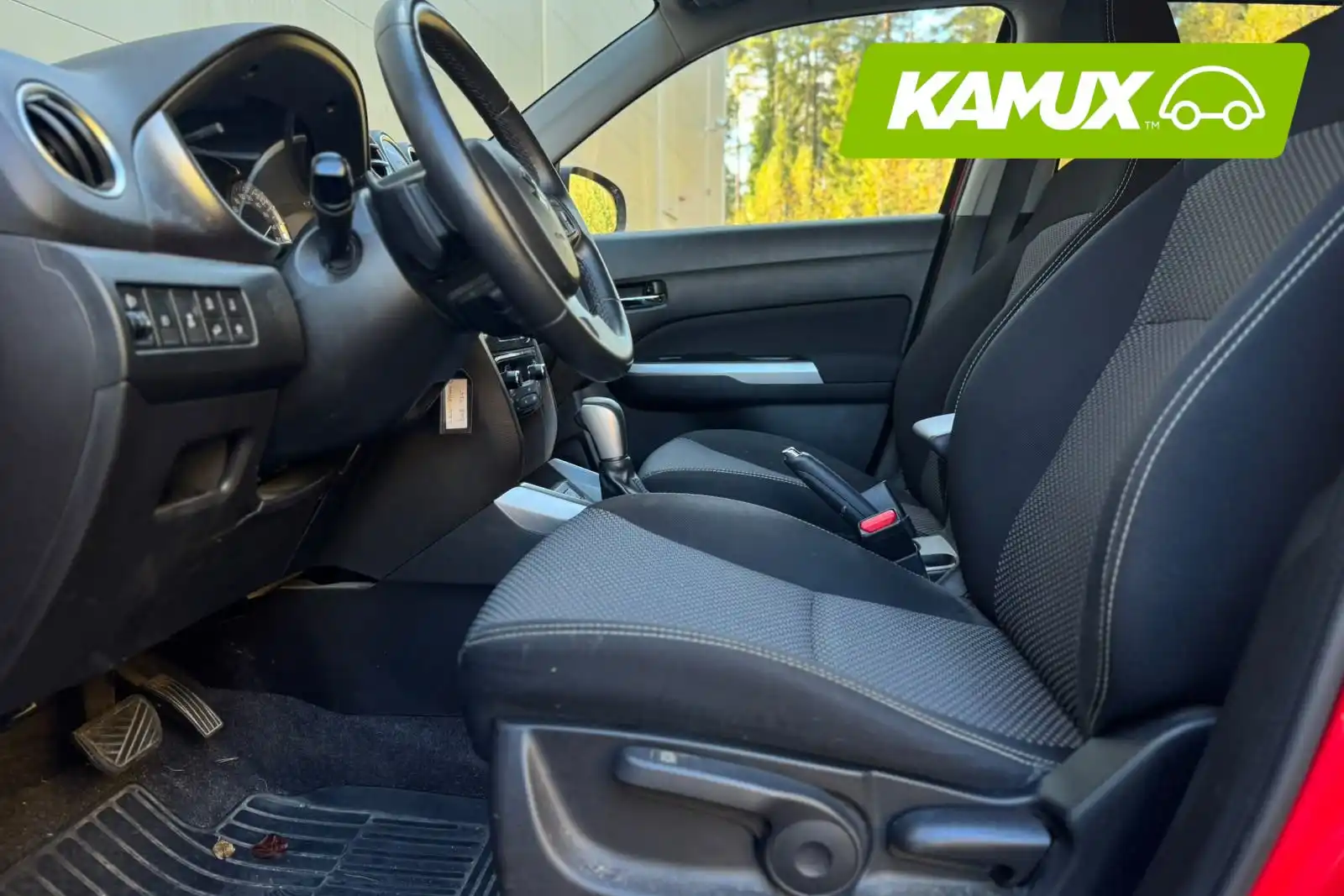 car-image