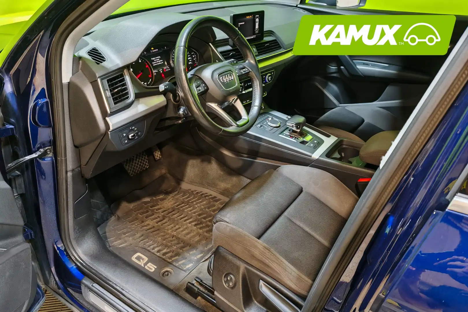 car-image