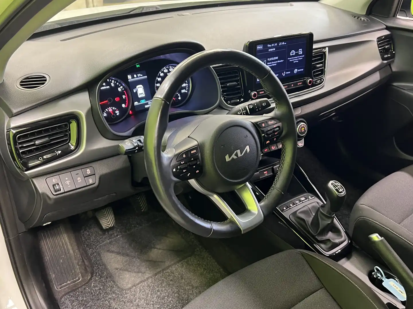 car-image
