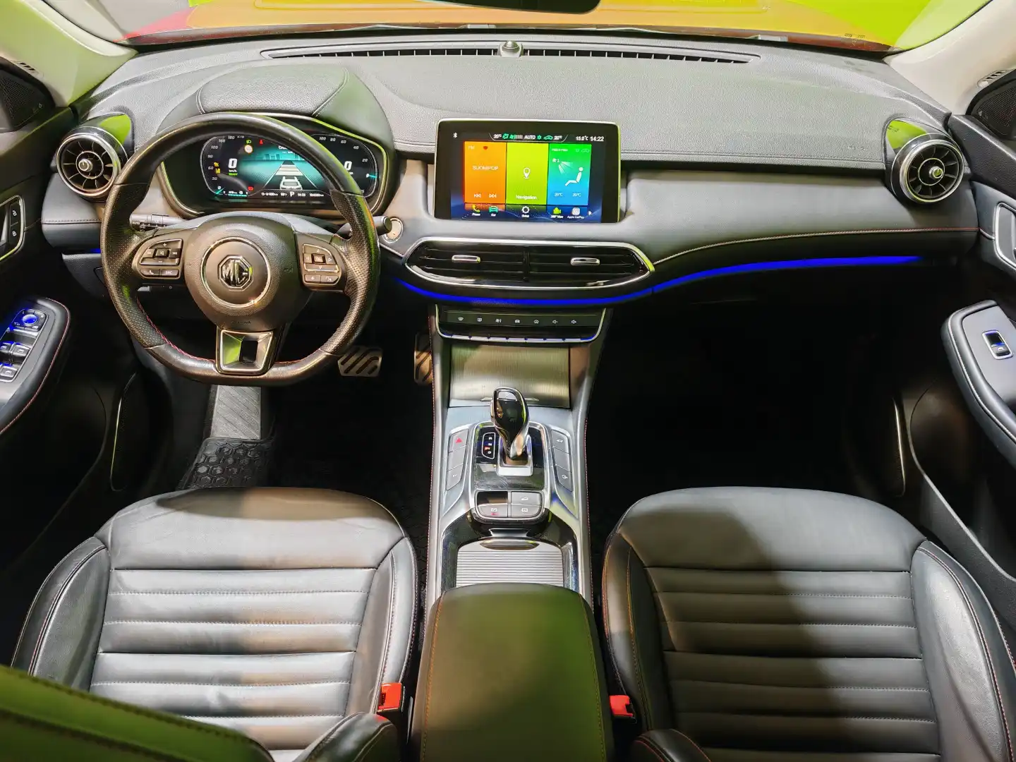 car-image