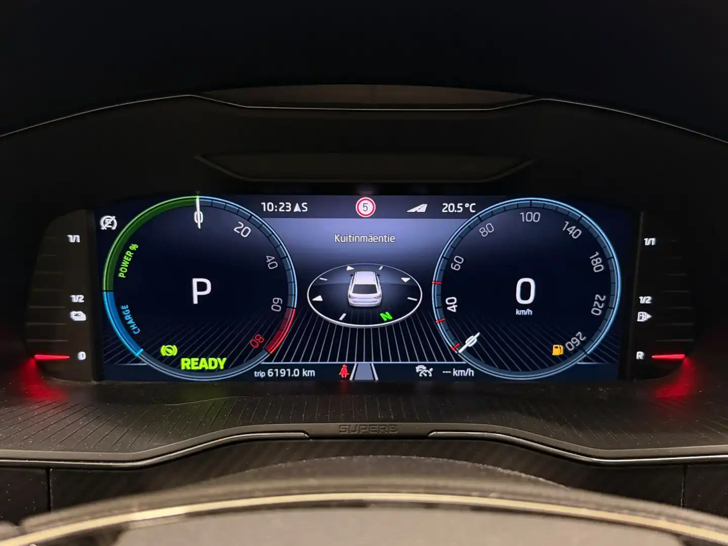 car-image