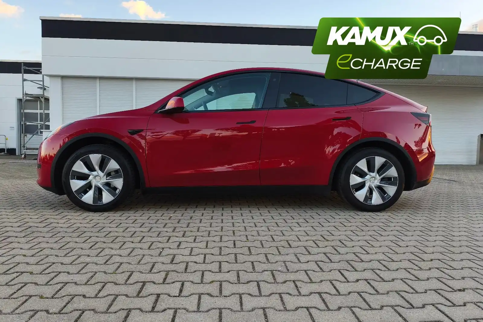 car-image