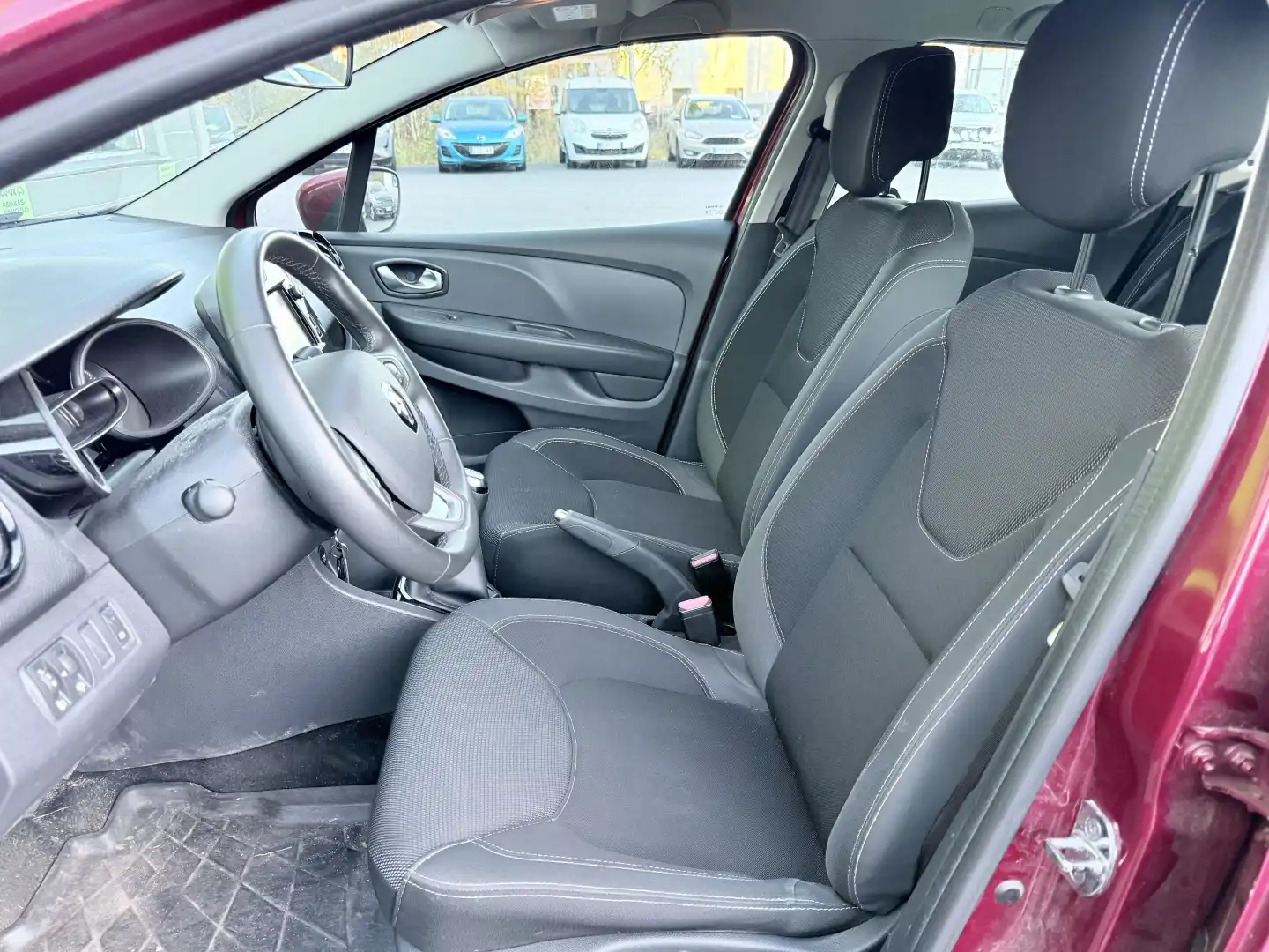 car-image