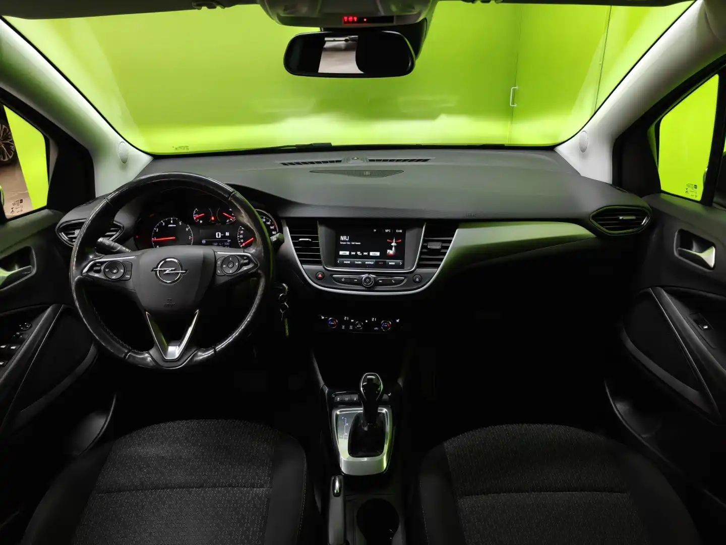 car-image