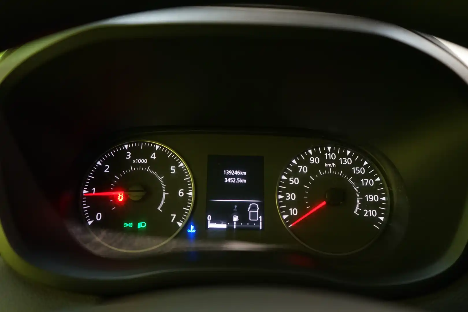 car-image