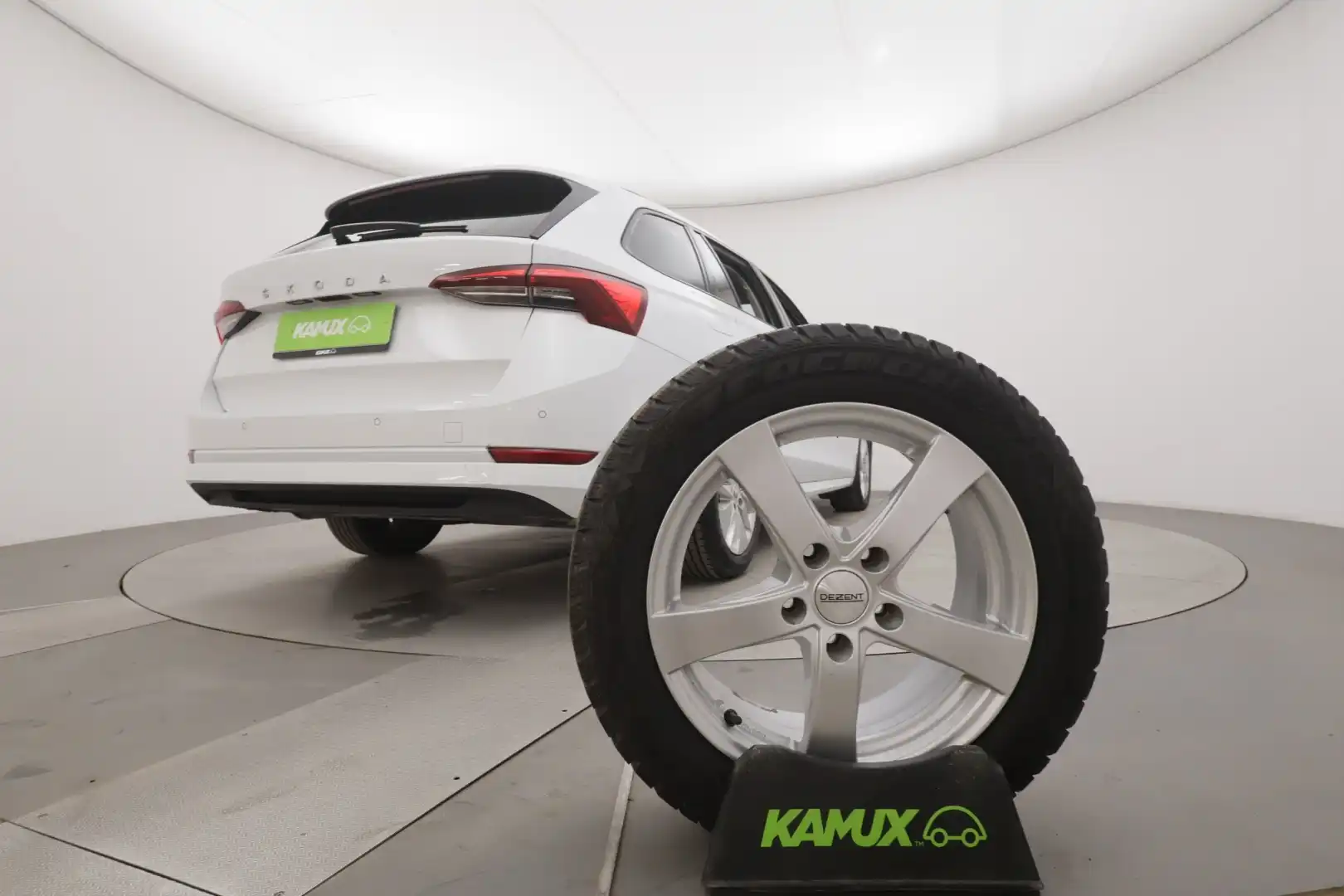 car-image