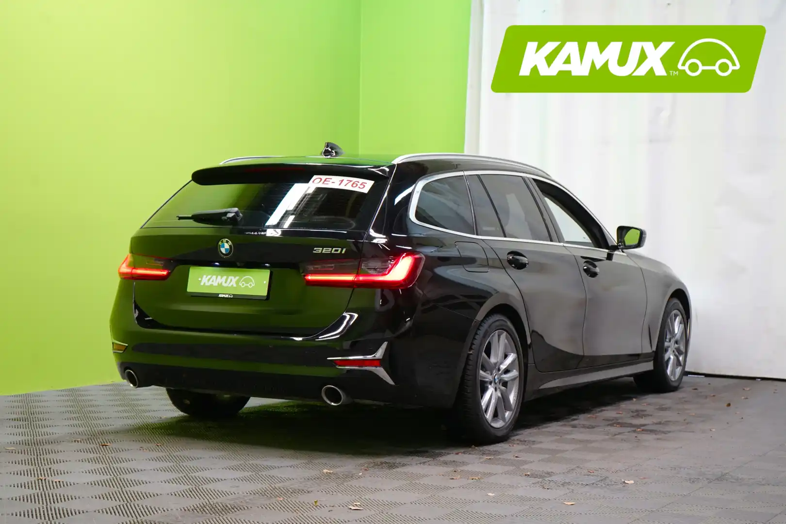 car-image