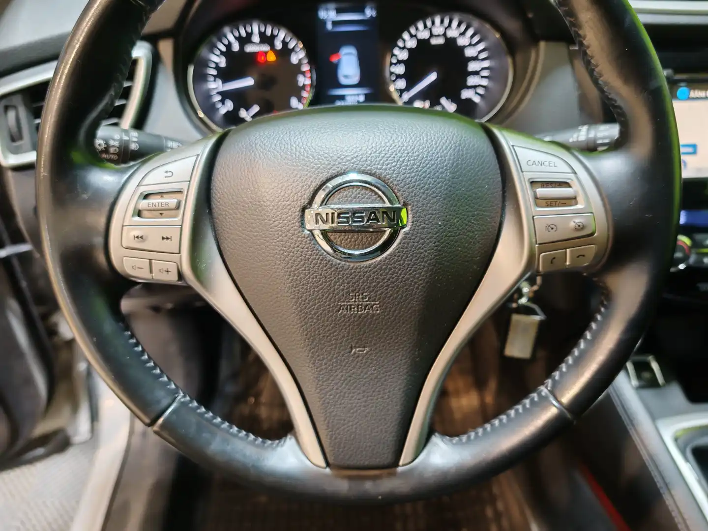 car-image
