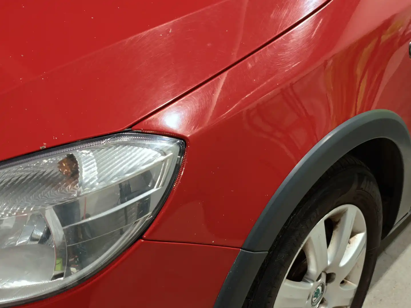 car-image