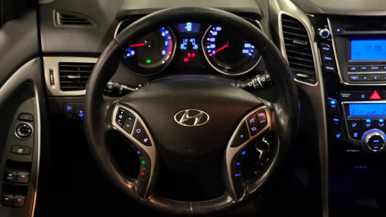 car-image