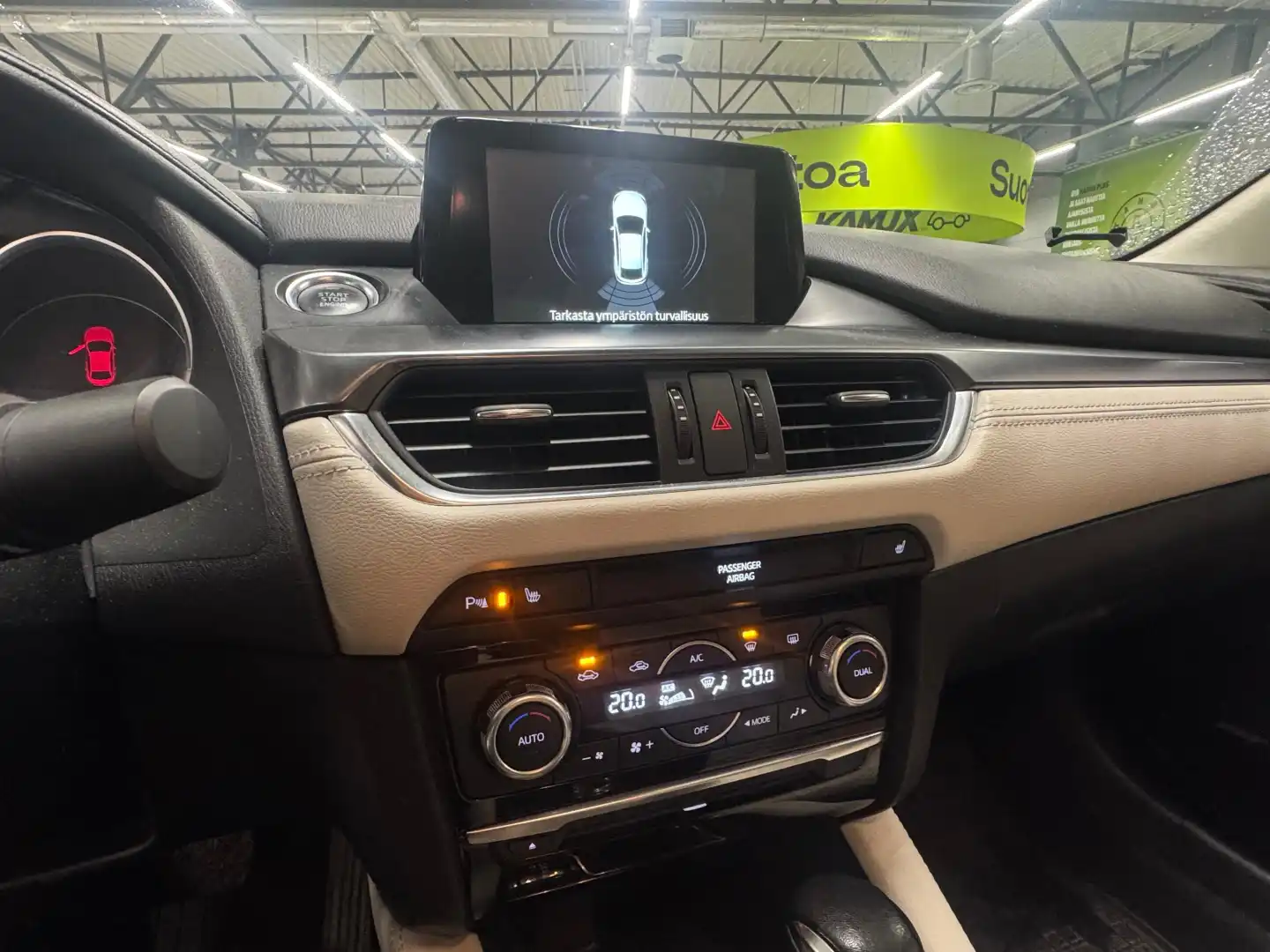 car-image