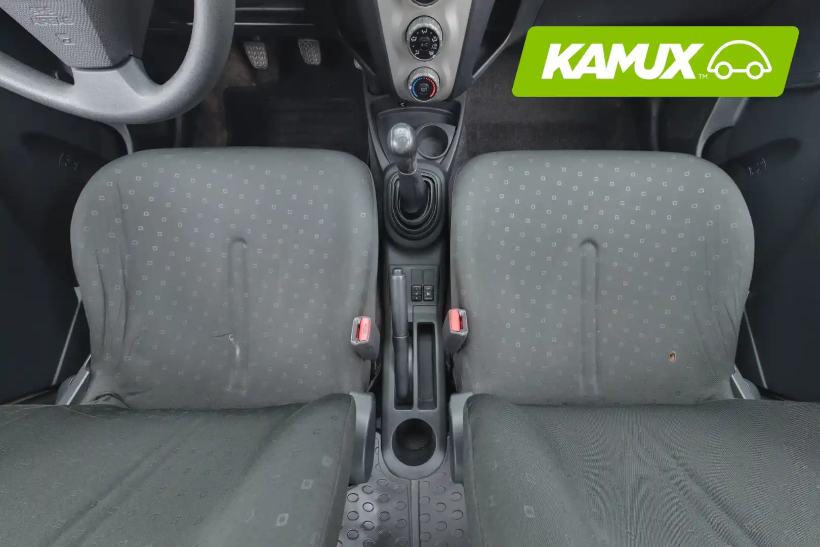 car-image