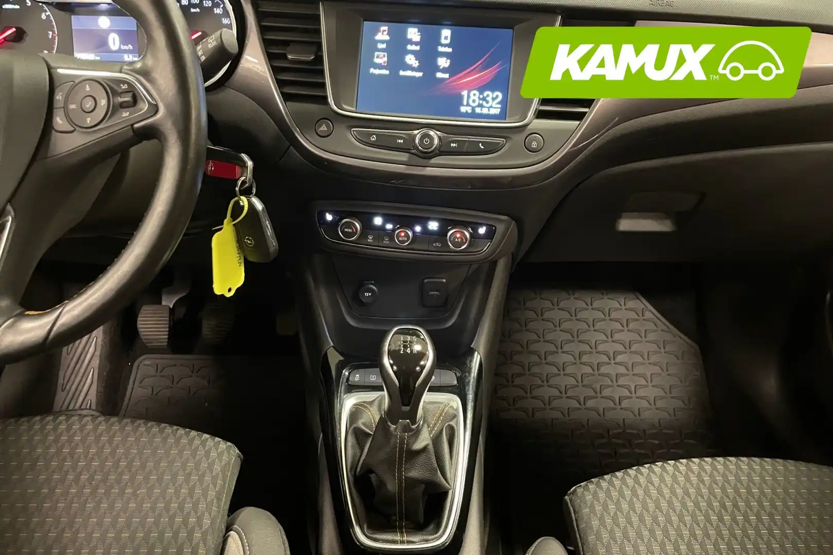 car-image