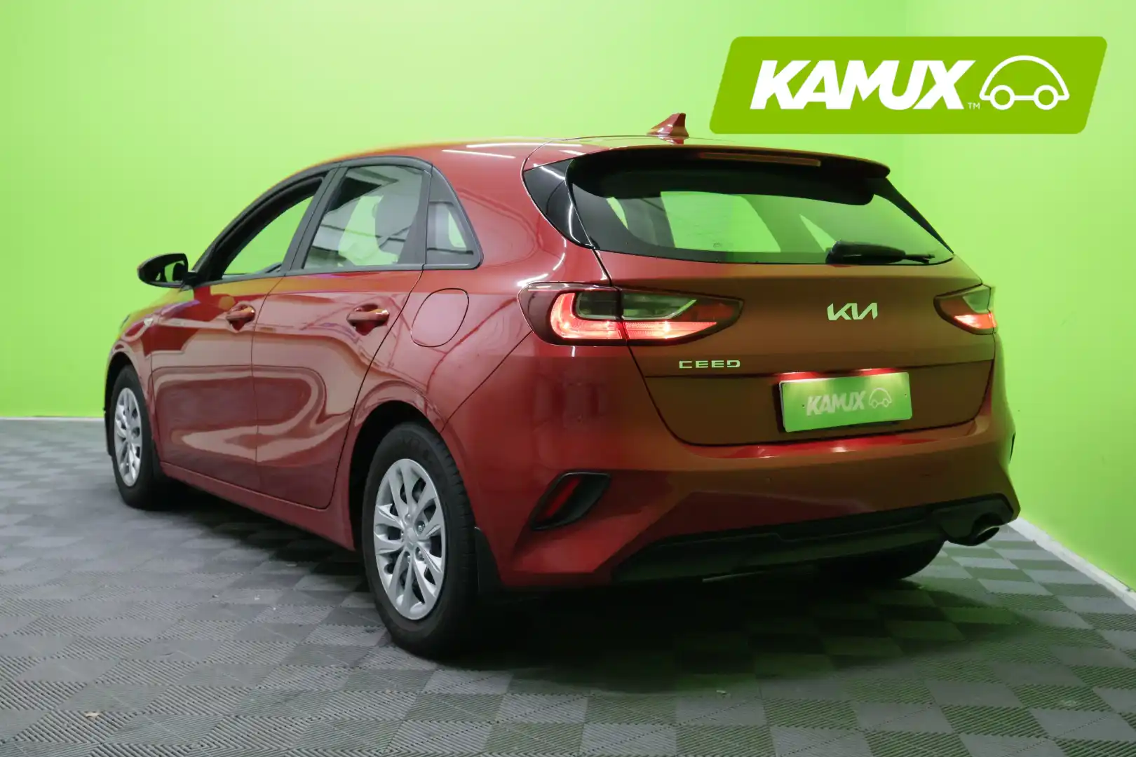 car-image