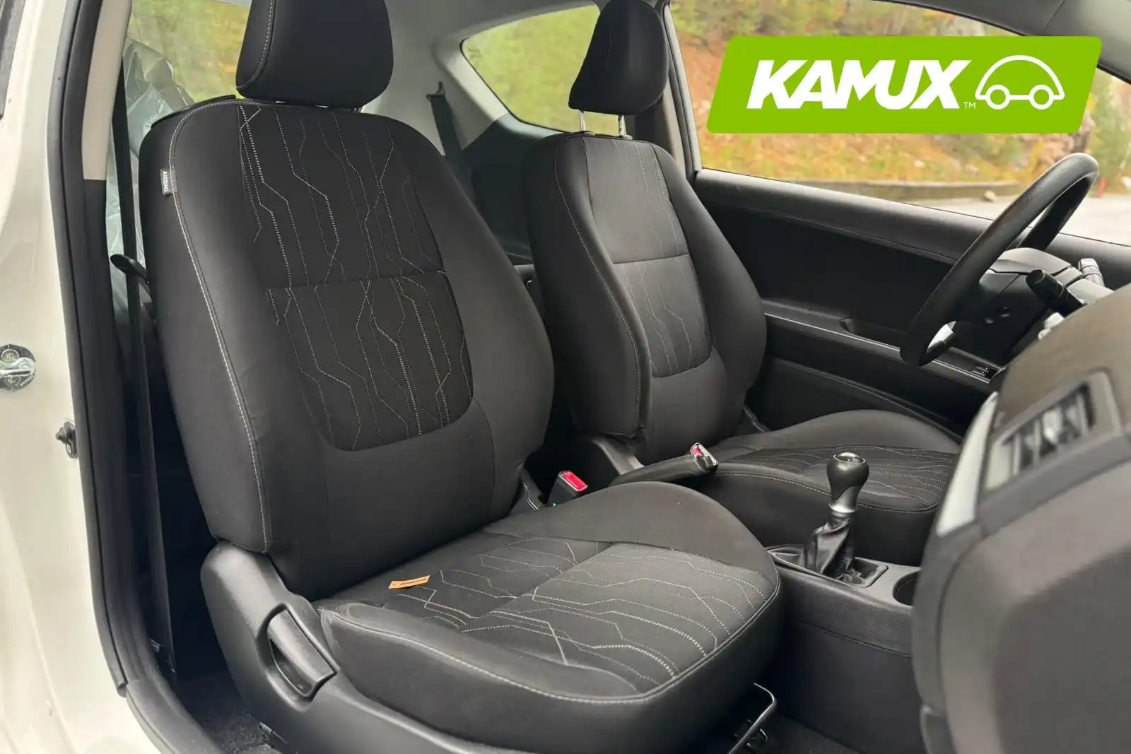 car-image