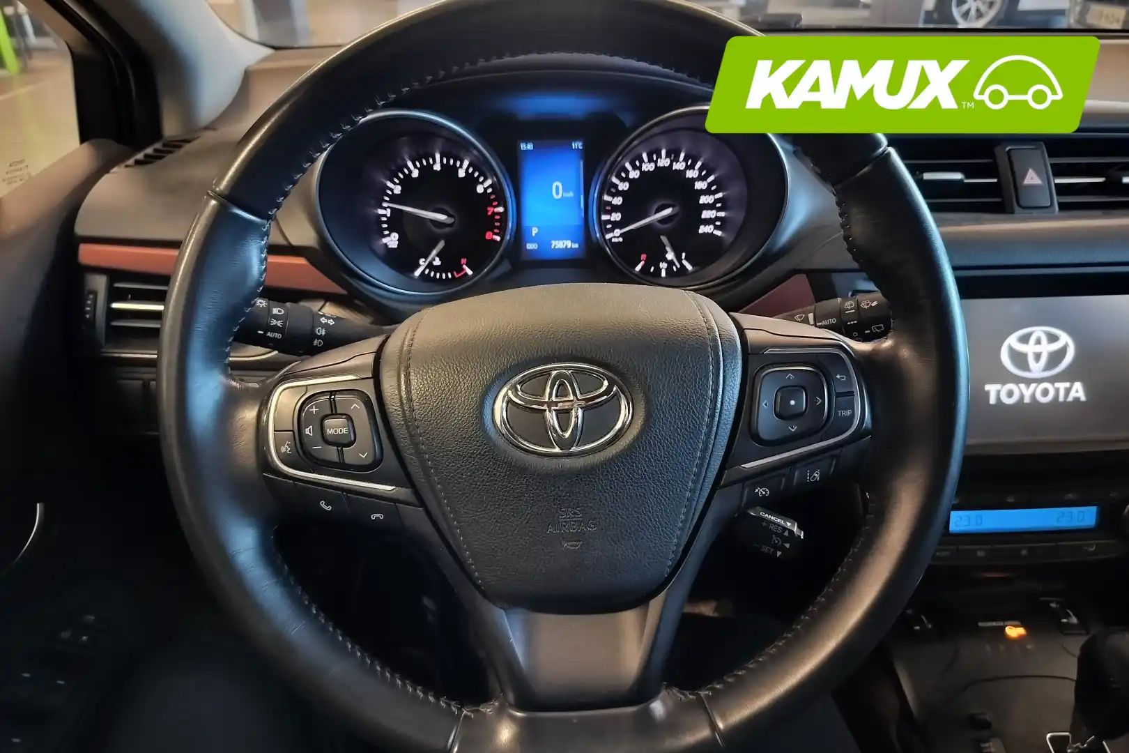 car-image