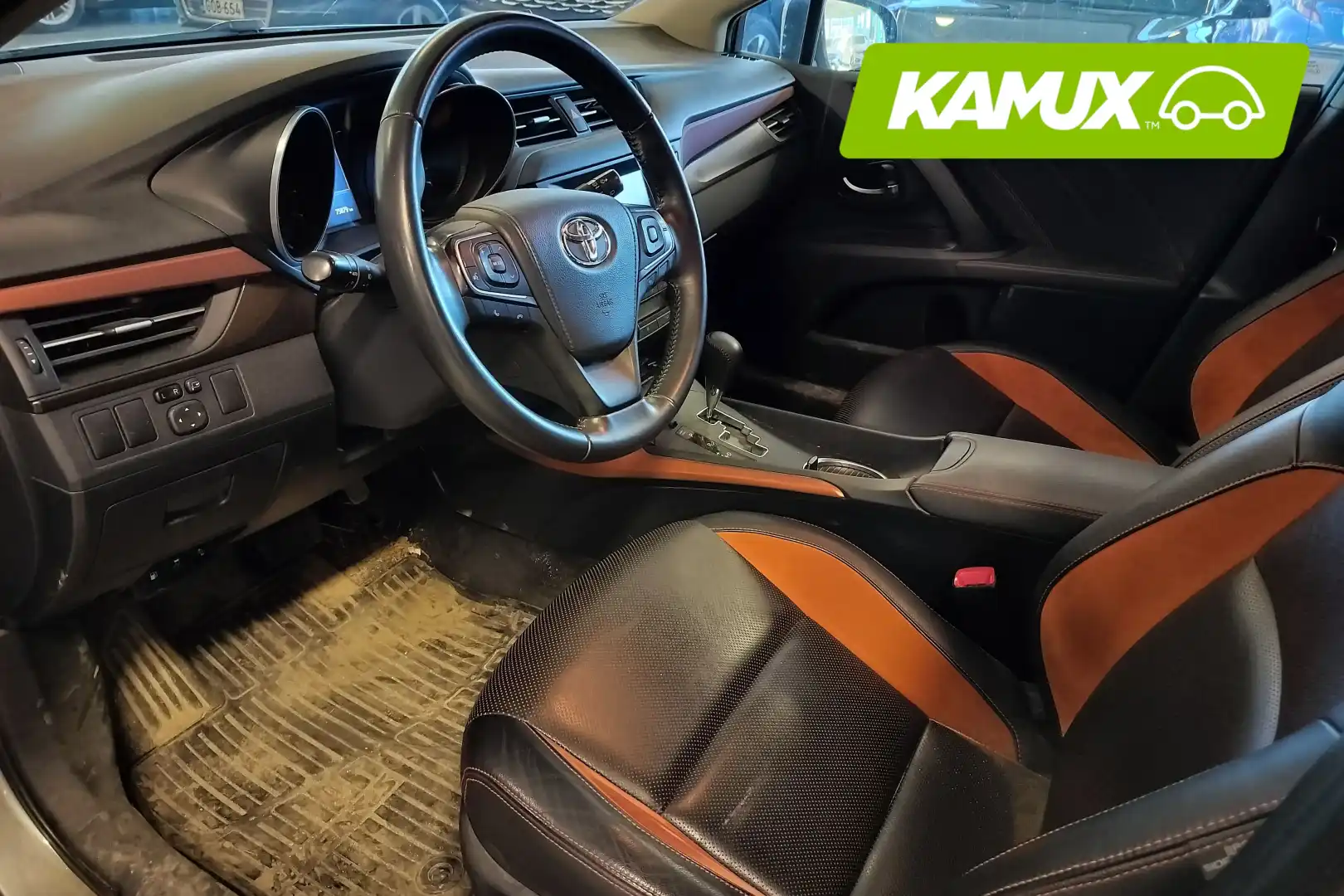 car-image