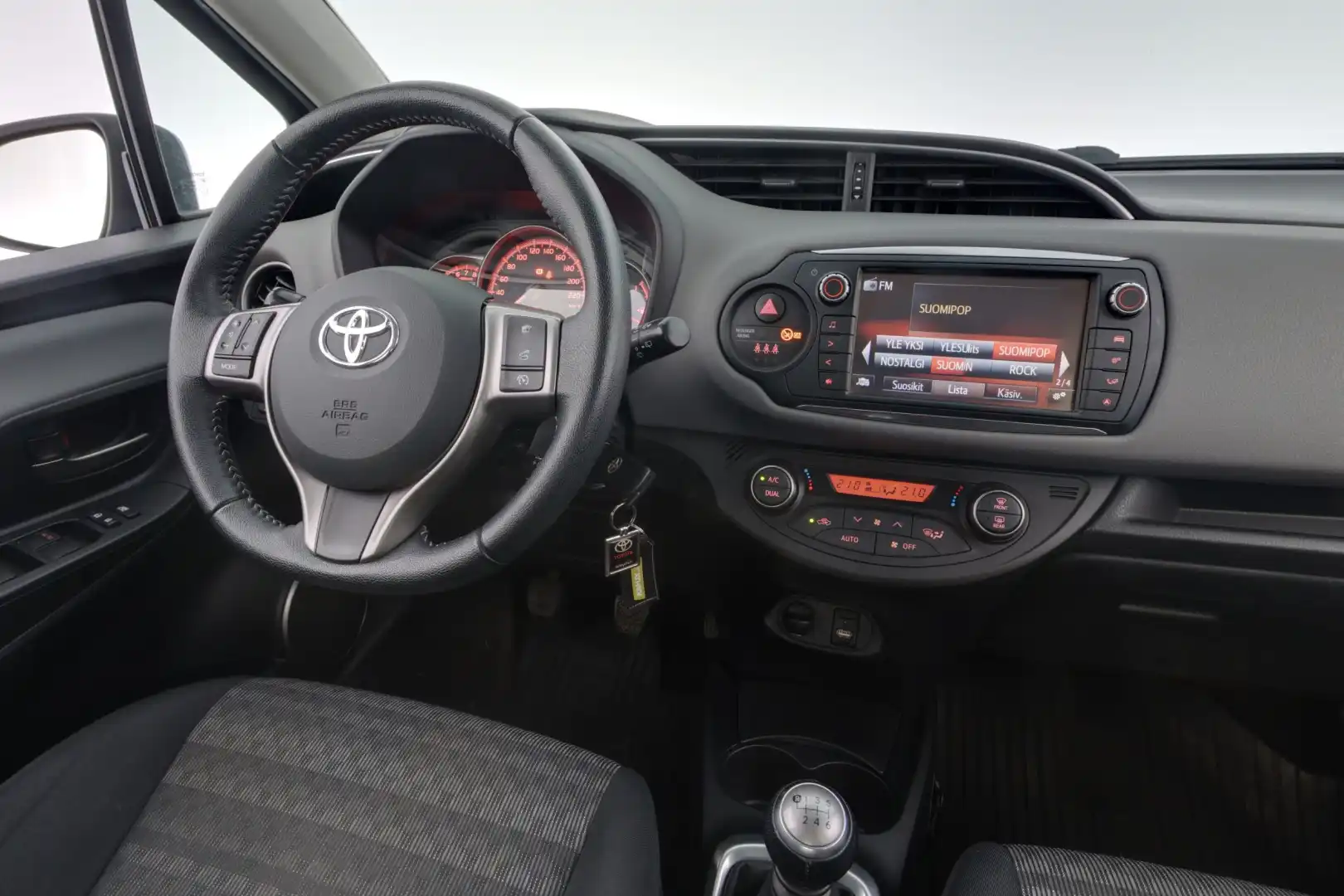 car-image