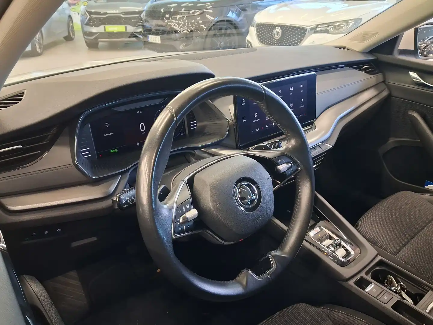 car-image