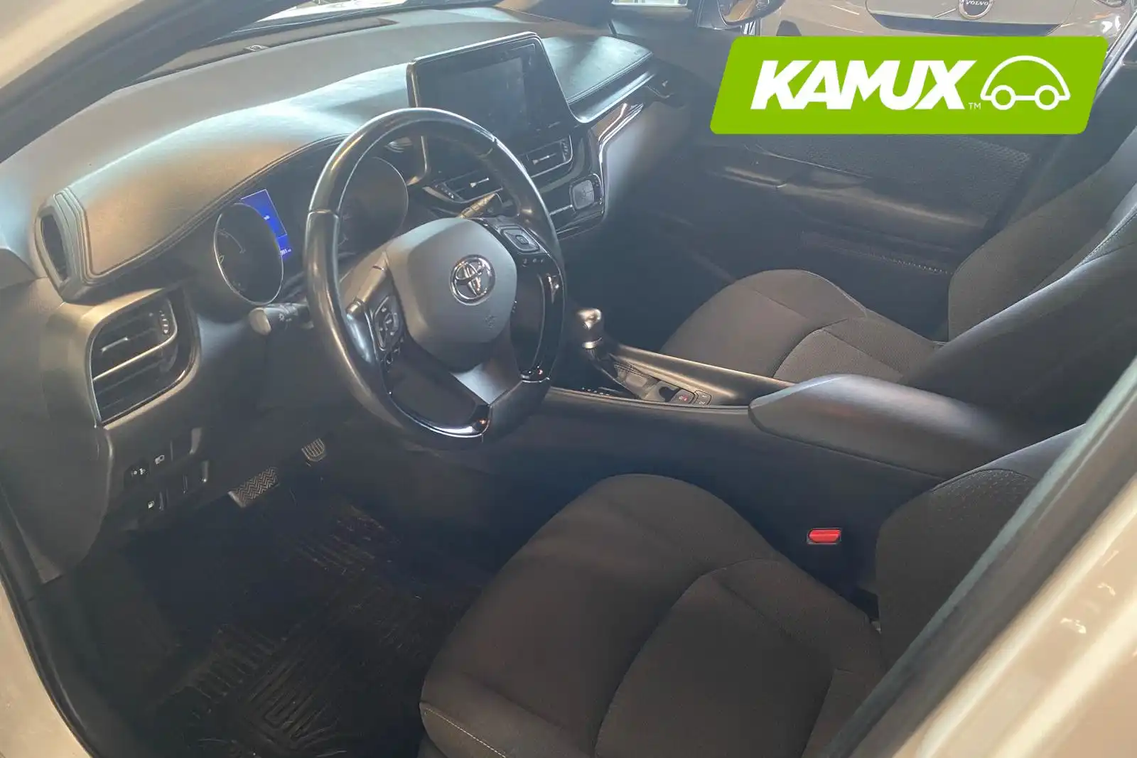 car-image