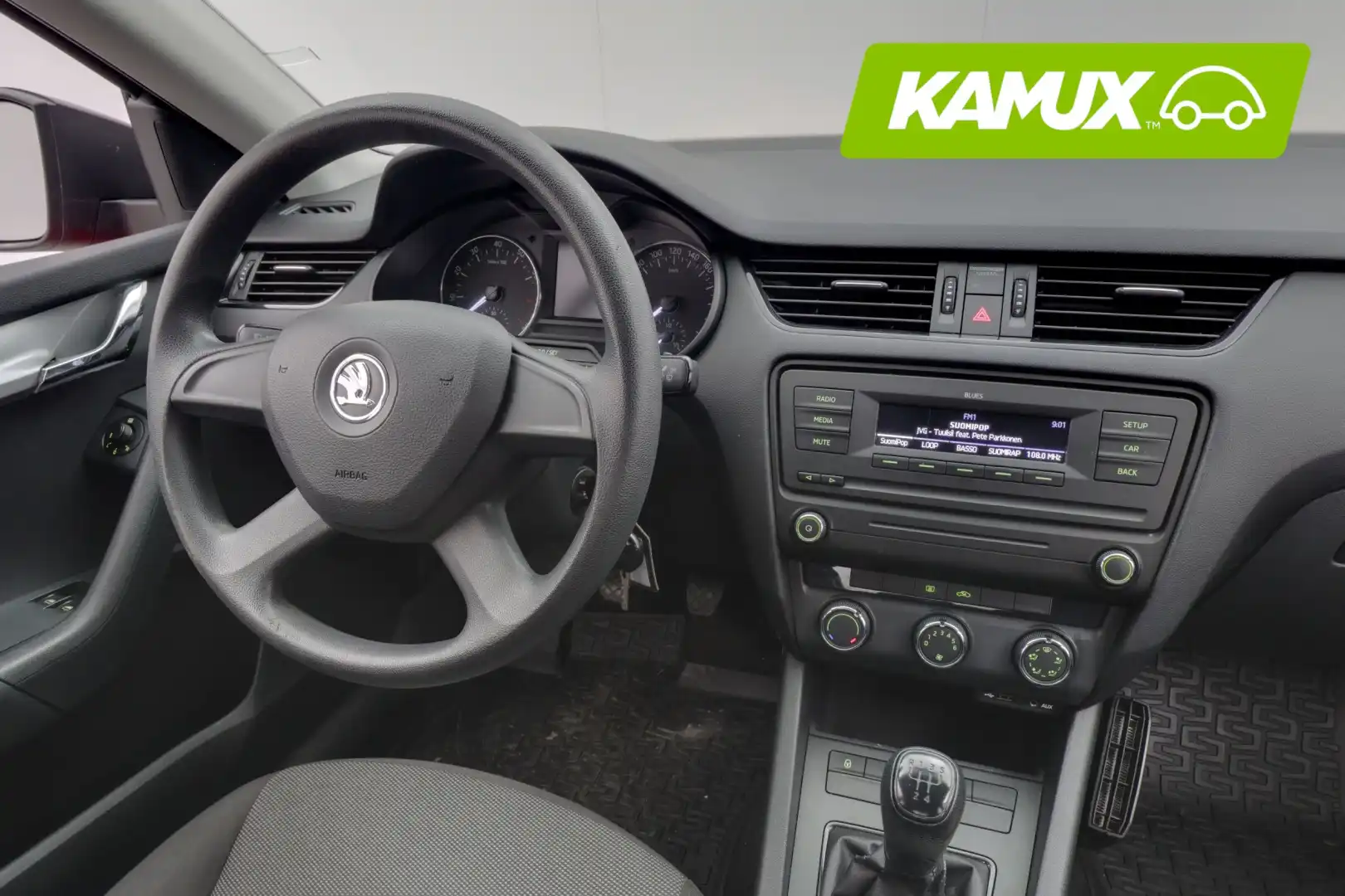 car-image