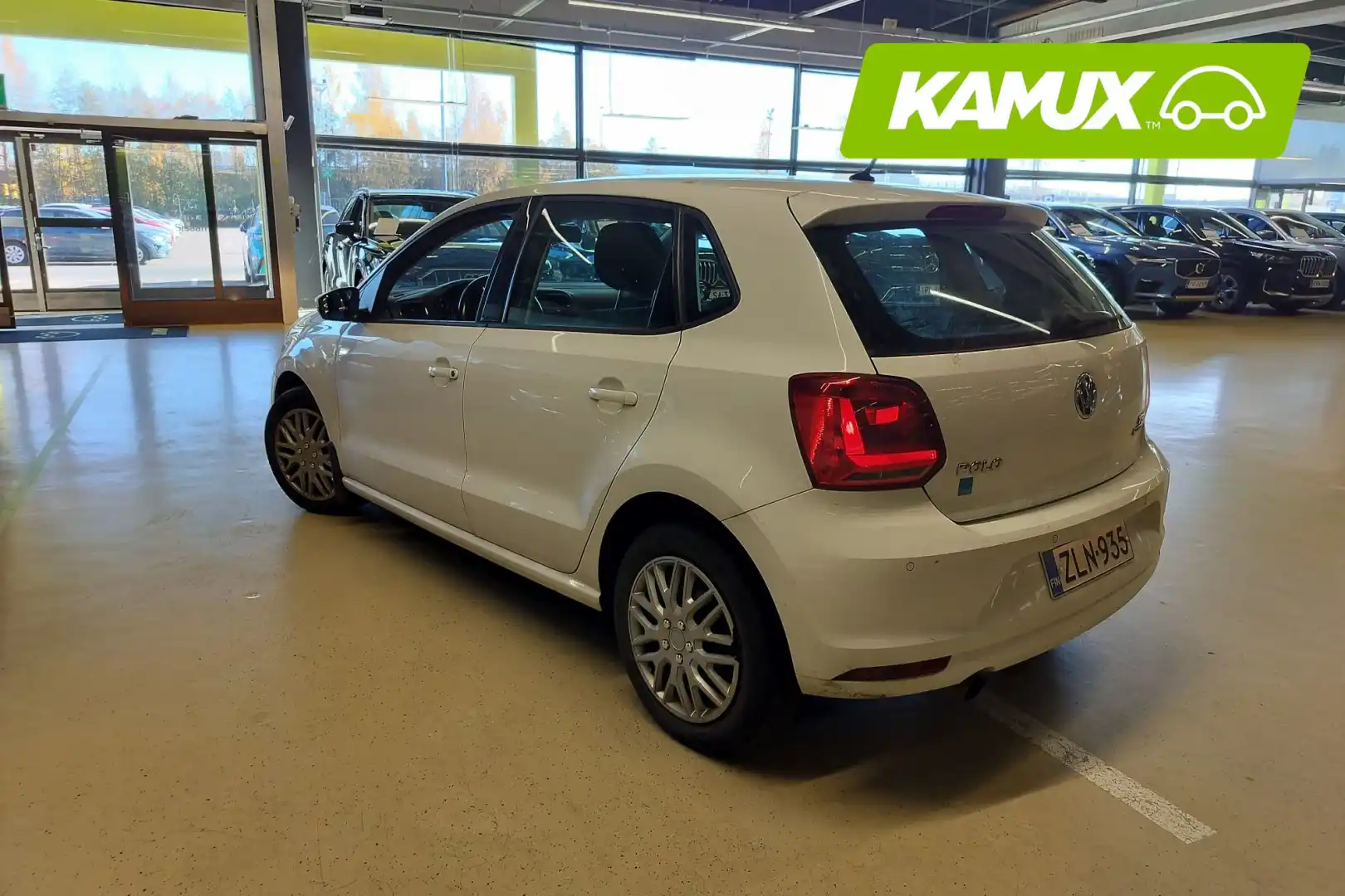 car-image