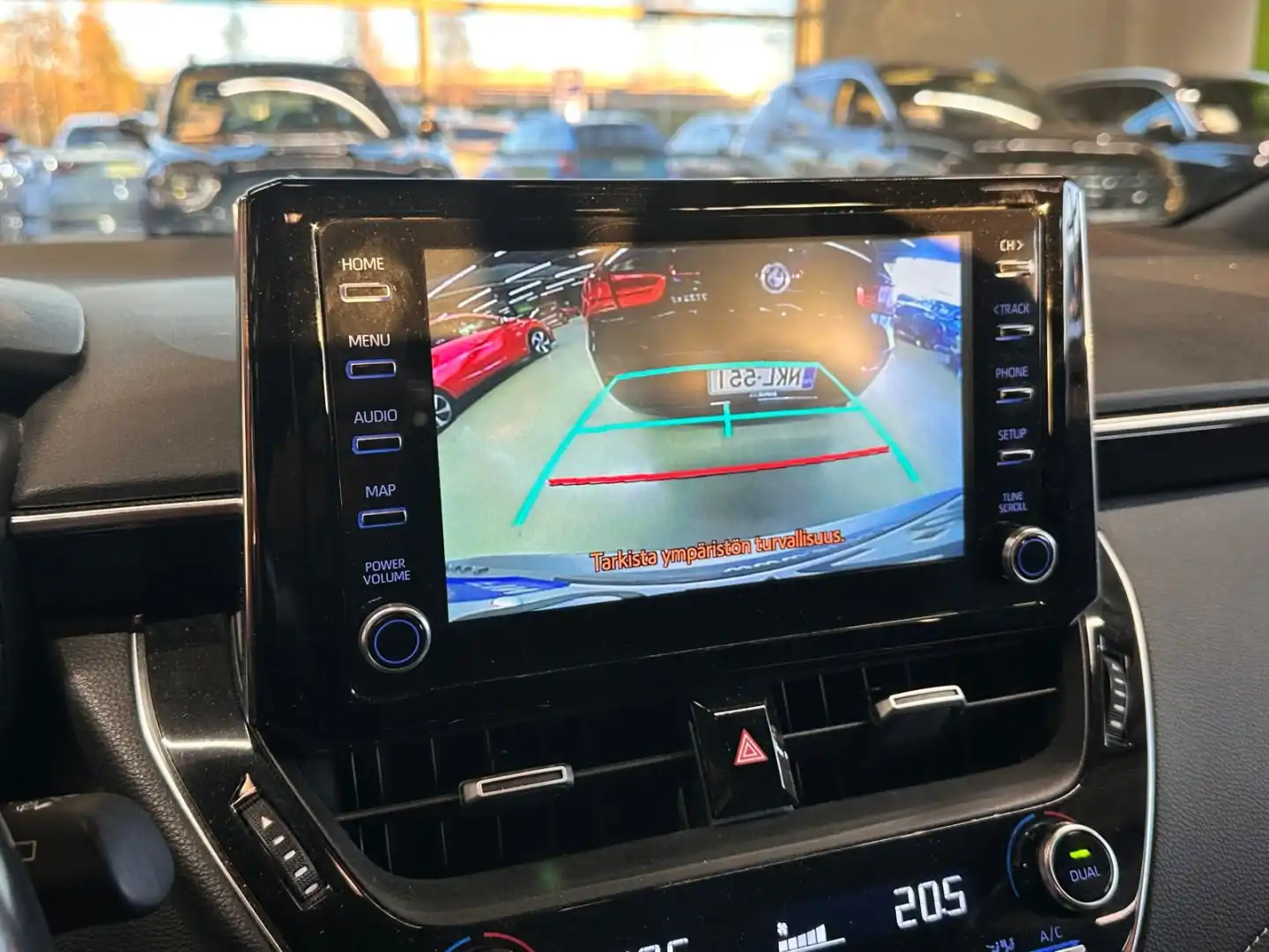 car-image