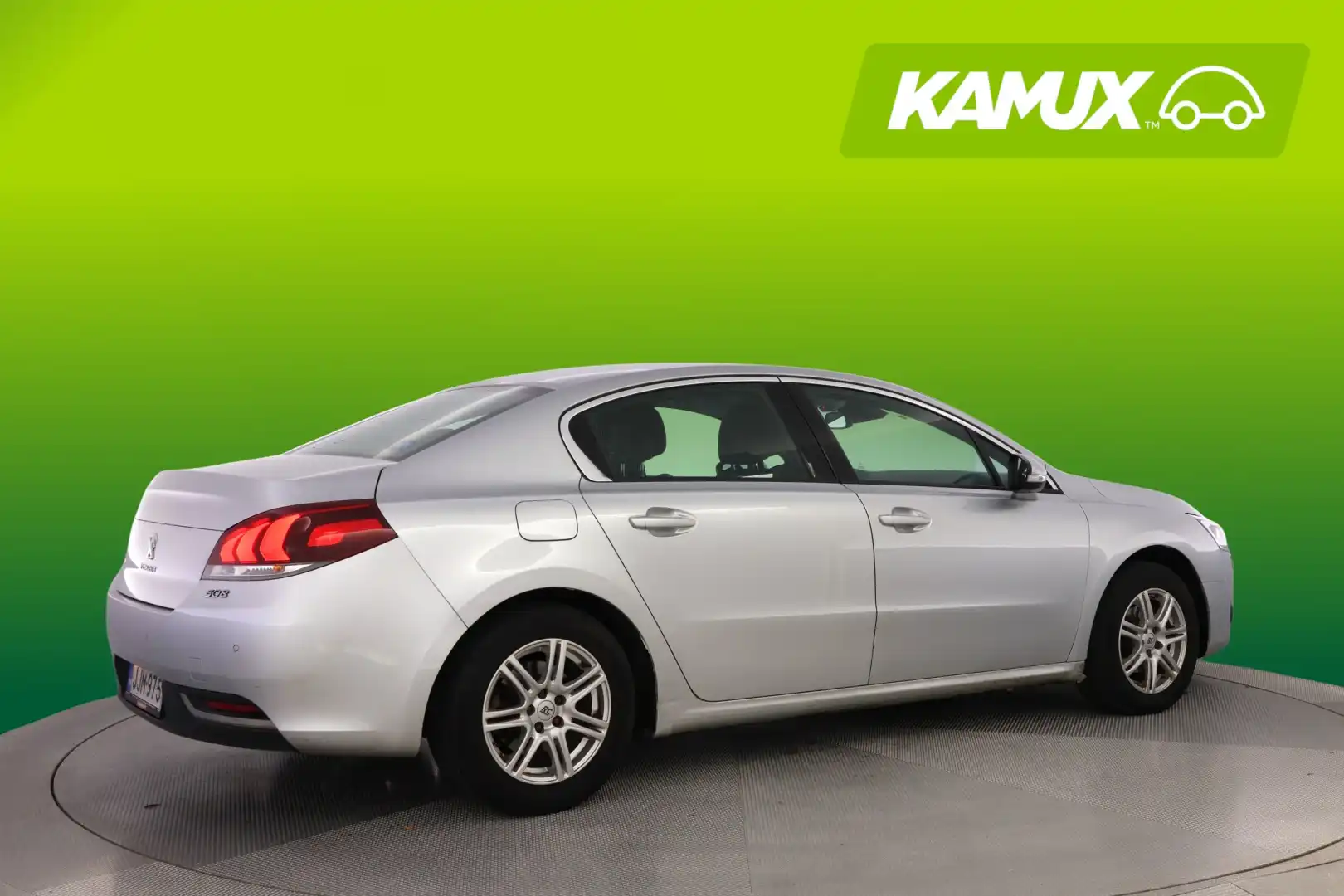 car-image