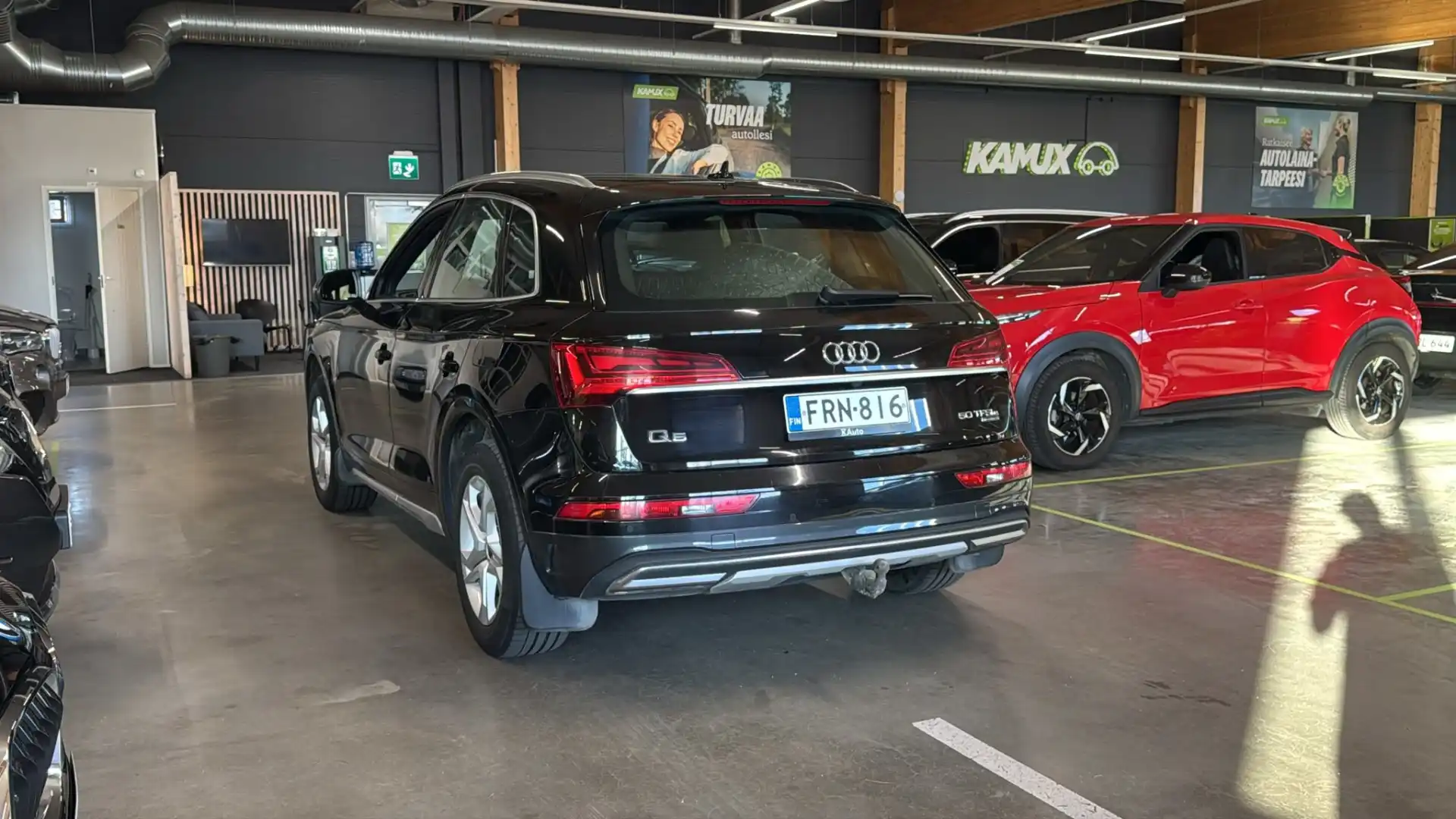 car-image