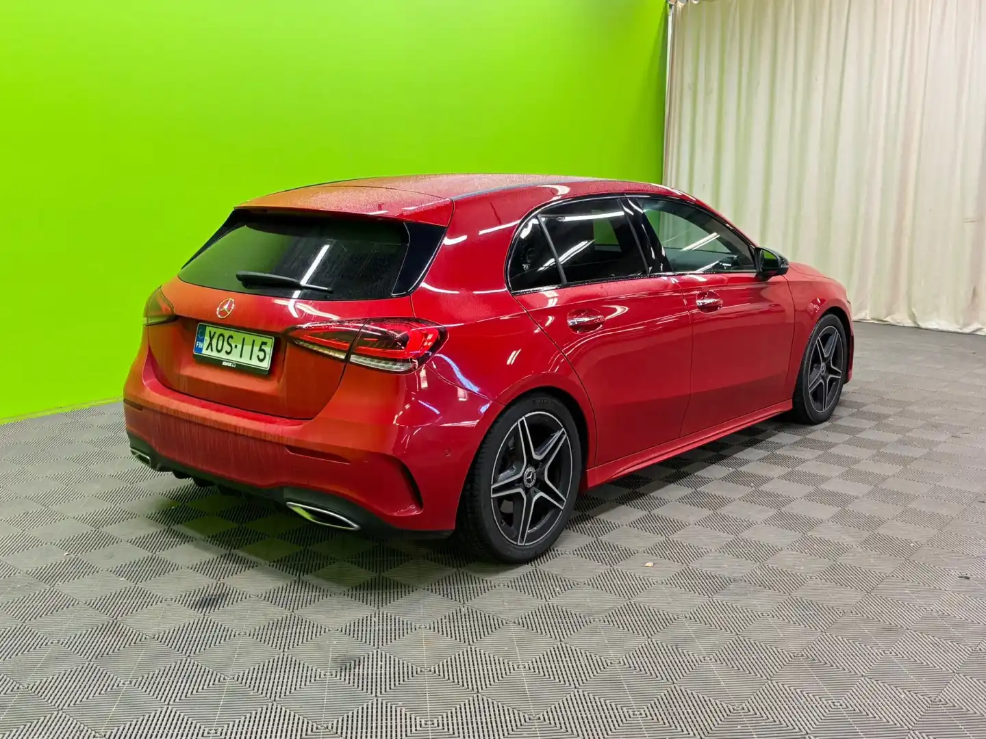 car-image