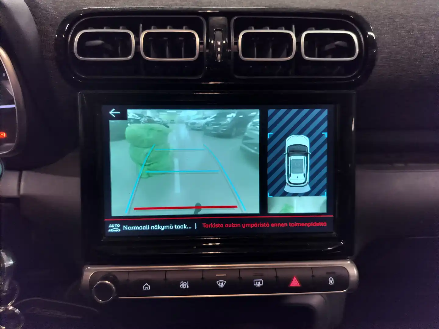 car-image