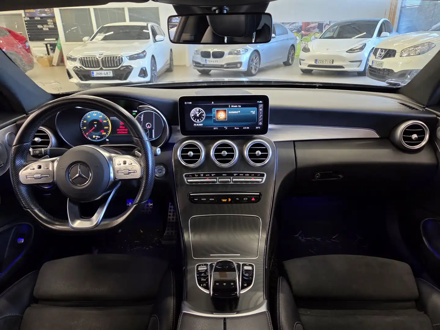 car-image
