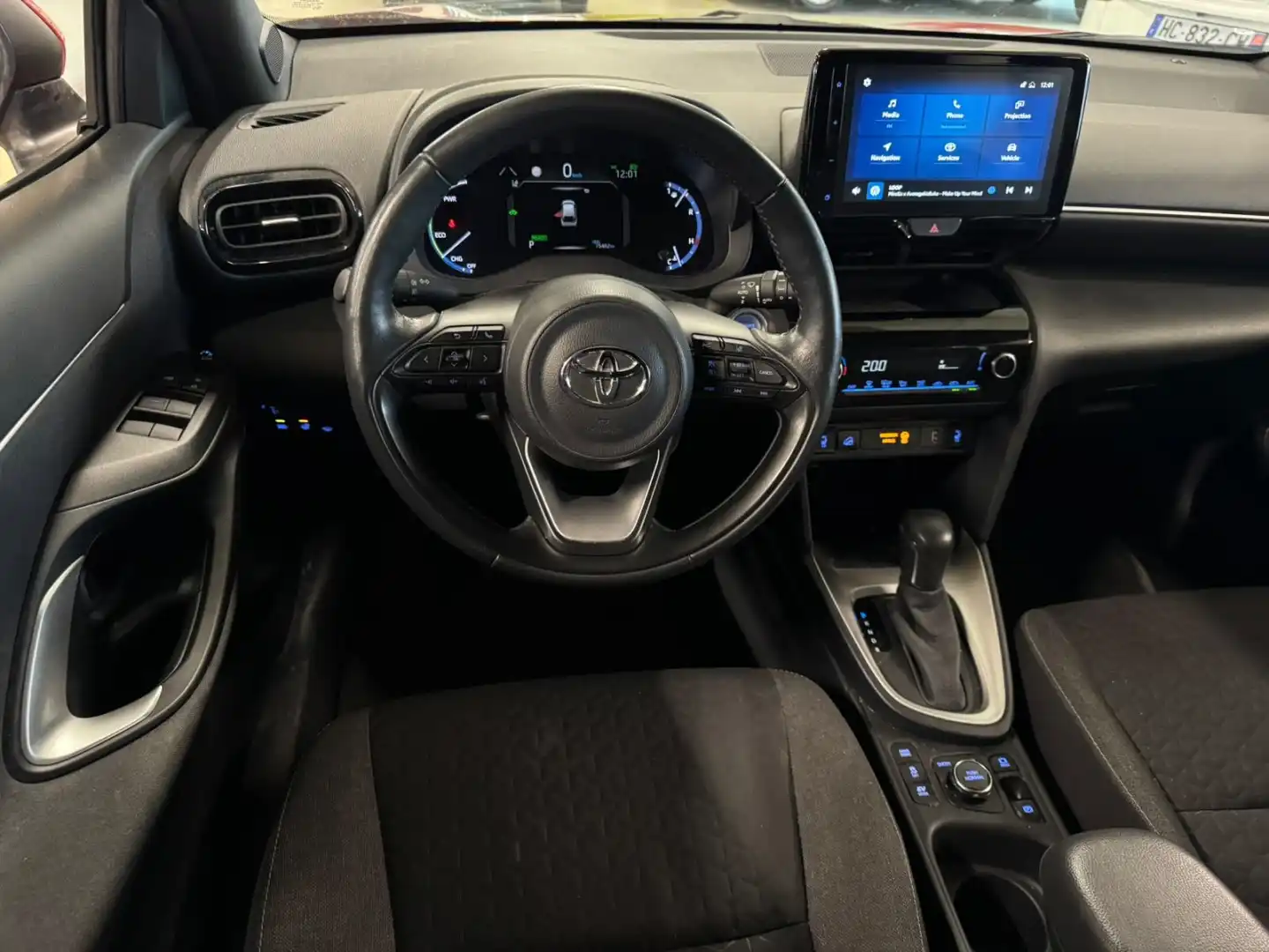 car-image