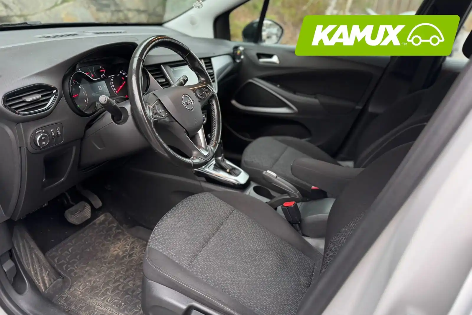 car-image