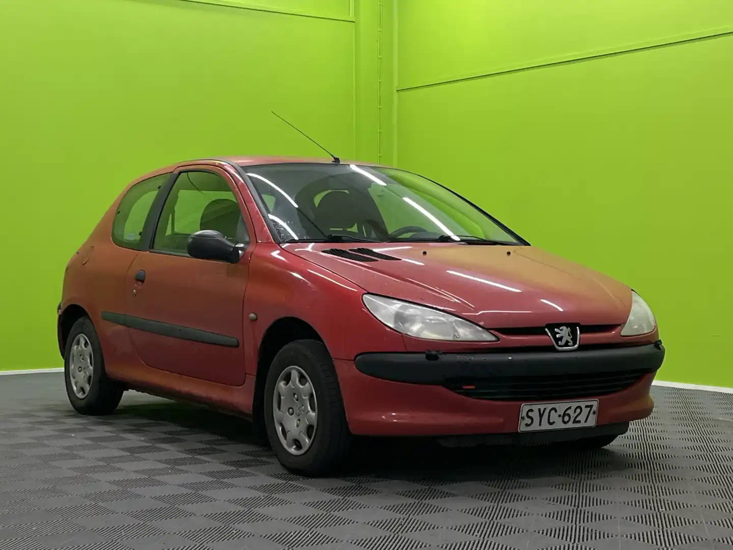 car-image