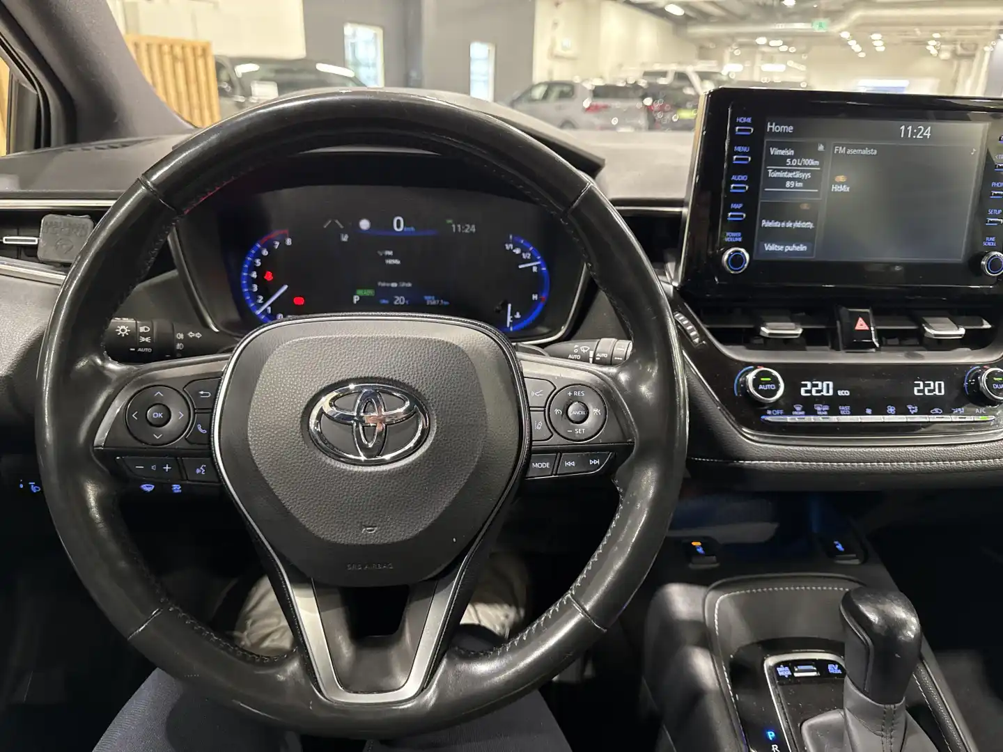 car-image