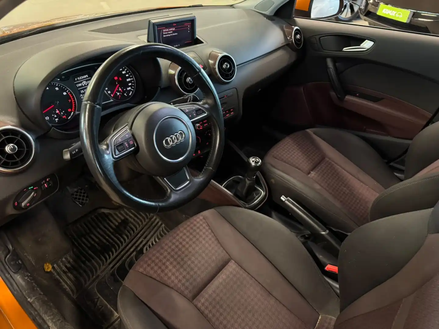 car-image
