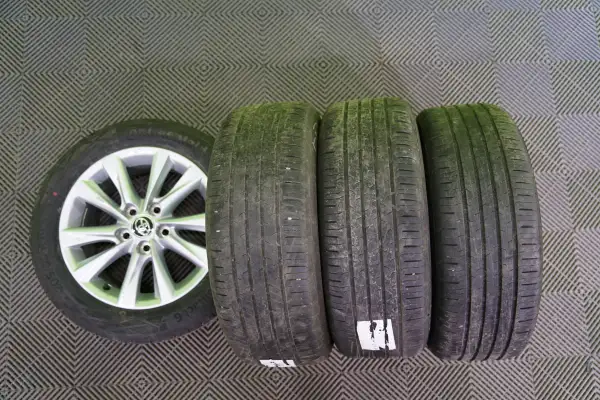 car-thumbnail