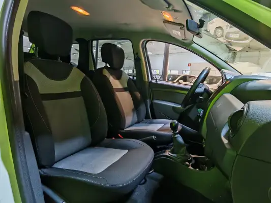car-thumbnail