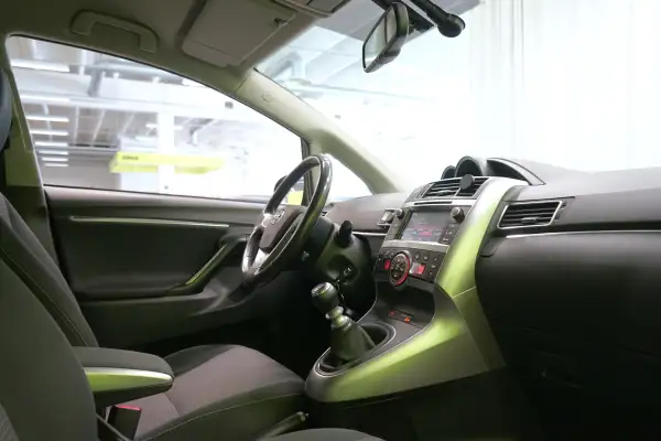 car-thumbnail